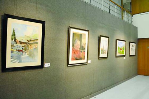 https://app04.fmac.org.mo/sponsorship/展覽展出多件以歐洲風情為主題的藝術精品（澳門日報圖片）