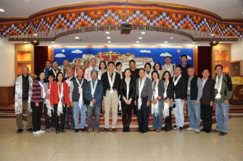 Fotografia dos membros da delegação