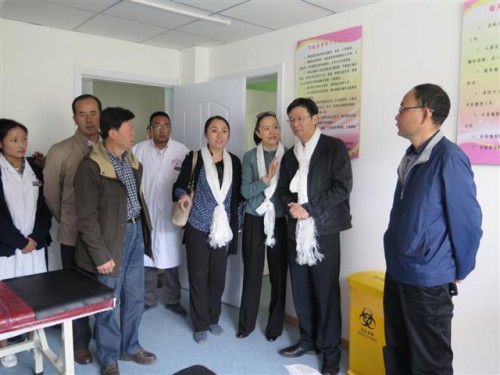 A delegação visitou o edifício onde se fazem as consultas externas do Hospital