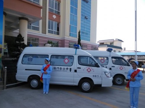 Oferta de ambulâncias, no âmbito de “Projecto de Apoio à Saúde das Mães e Filhos”