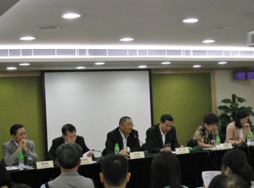 Intercâmbios entre a FM e as Associações no sentido de reforçar a comunicação entre as duas partes