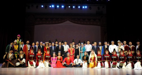 Espectáculo “Meshrep Permanente – Sonho Chinês na Rota da Seda”