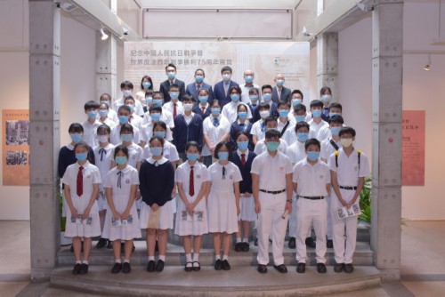 Inauguração da “Exposição comemorativa do 75º aniversário da vitória da guerra da resistência do povo chinês contra a agressão japonesa e a guerra mundial antifascista