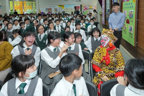 學生扮演武生齊天大聖孫悟空